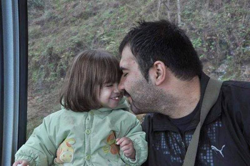 Soheil Arabi and his daughter