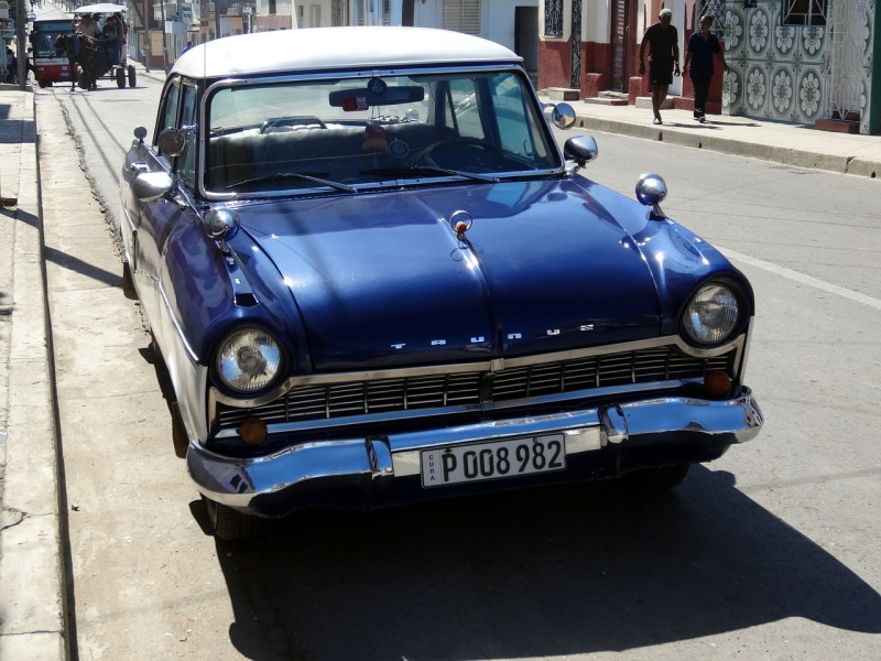 An Old Ford Taurus