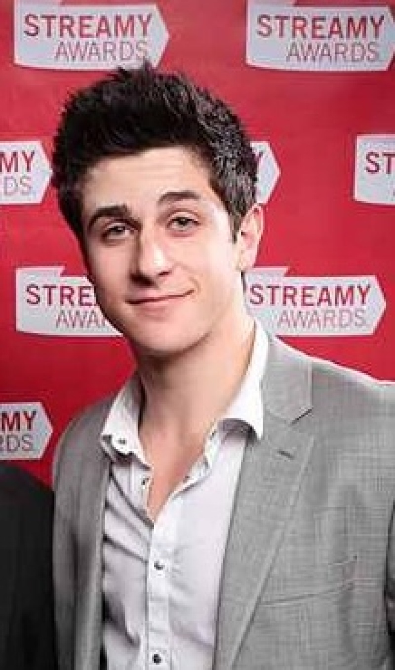 David Henrie Attends Streamy Awards