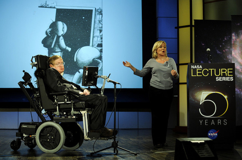 Lucy Hawking with father Dr. Stephen Hawking at GWU's Morton Auditorium 