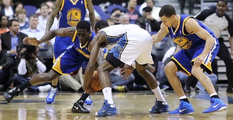 The Golden State Warriors Play Against The Washington Wizards 