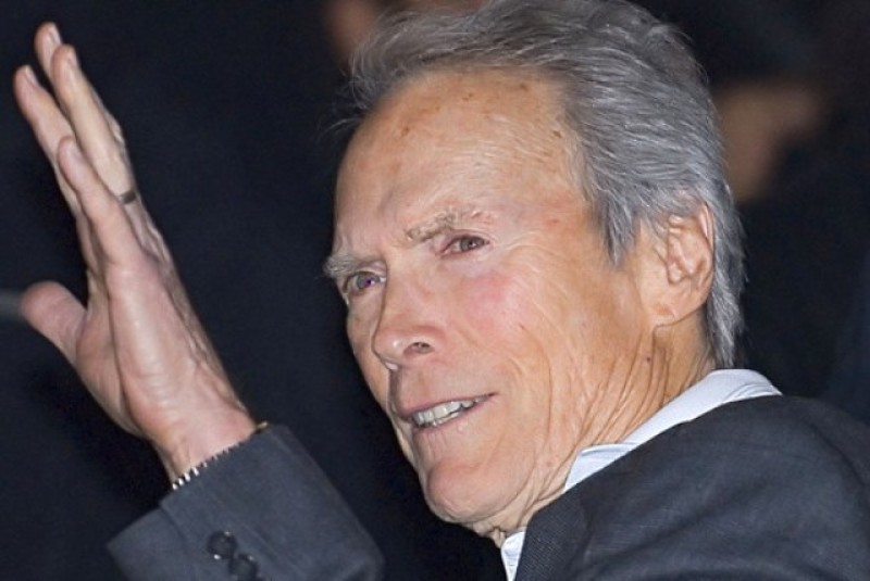 'American Sniper' director Clint Eastwood to helm new biopic on American hero