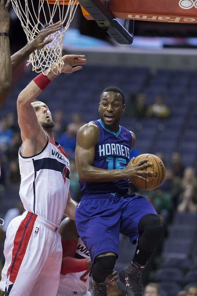 Kemba Walker Plays Against Wizards