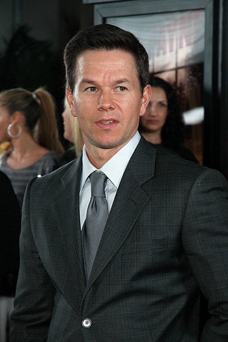 Entertainment News Mark Wahlberg Reunites With New Kids On The Block   2984 W 800 1200 