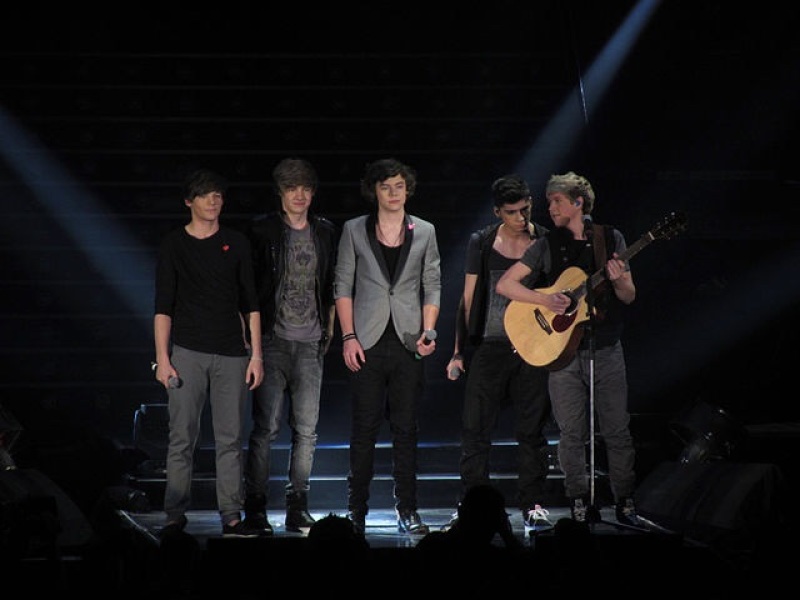 One Direction Performs on 'X Factor'