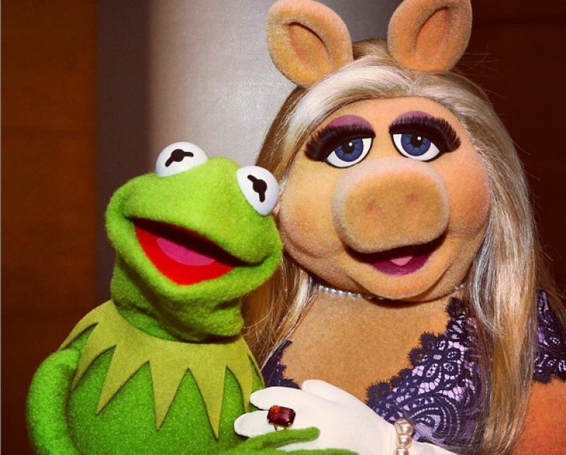 Entertainment News | 'The Muppets' ABC Revival: Kermit and Miss Piggy ...
