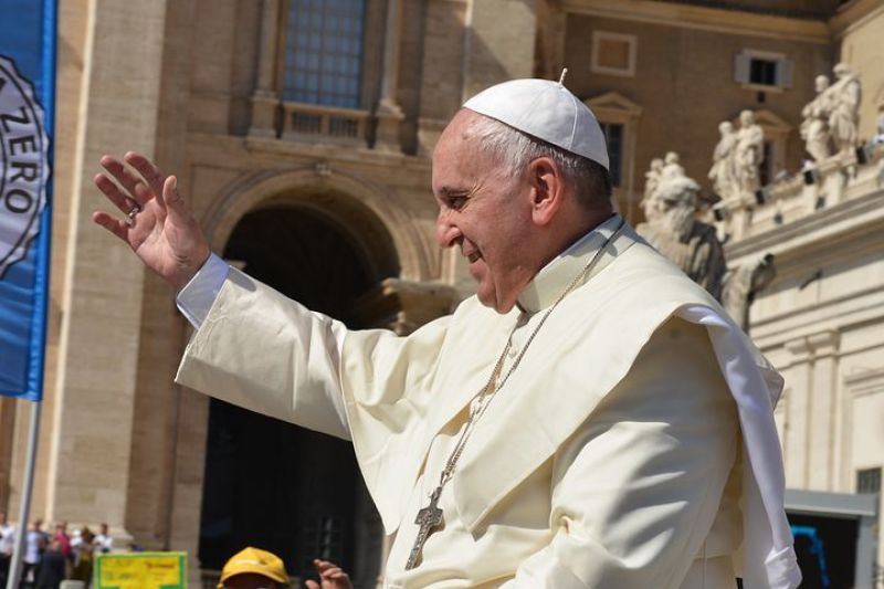 Pope Francis Addresses 500 Roman Catholic Faithfuls