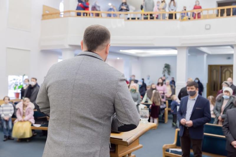 A pastor preaches at the church during the quarantine