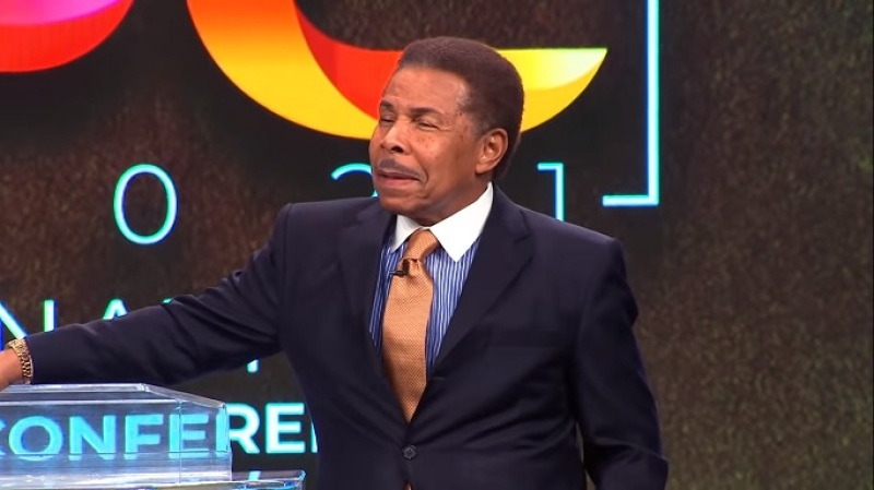Dr. Bill Winston speaking during the 2021 International Faith Conference