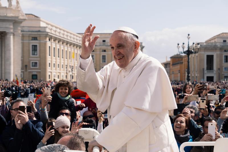 Pope Francis Appeals for Peace During Kazakhstan Visit