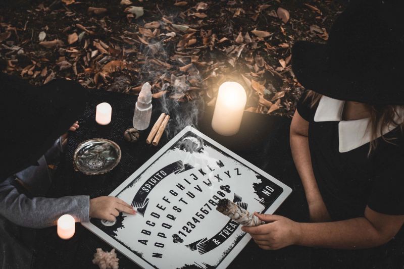 Ouija Board Game 