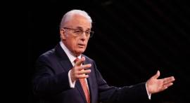 John MacArthur, Renowned Pastor and Bible Teacher, Dies at 86; Evangelical Leaders Offer Tributes