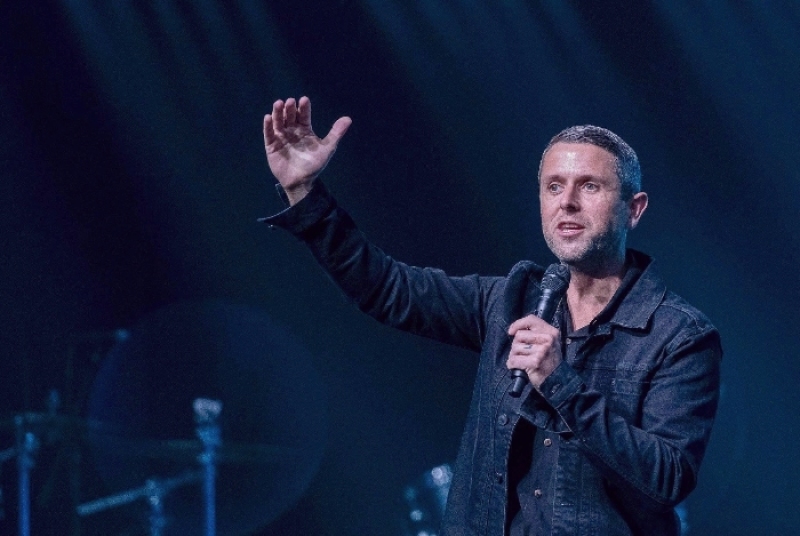 Pastor Daniel Floyd