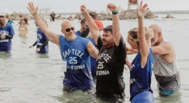  Hundreds of Gatherings: More Than 28,000 Baptized During U.S. Pentecost Event