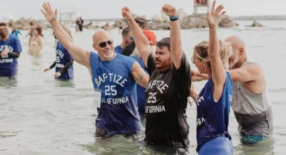 Hundreds of Gatherings: More Than 28,000 Baptized During U.S. Pentecost Event