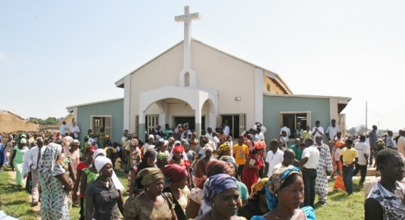  Nigeria Rejects Allegations of 100+ Christian Kidnappings Across Three Churches