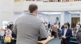 Two-Thirds of Regular Churchgoers Hear Political or Social Issues Addressed, Survey Finds