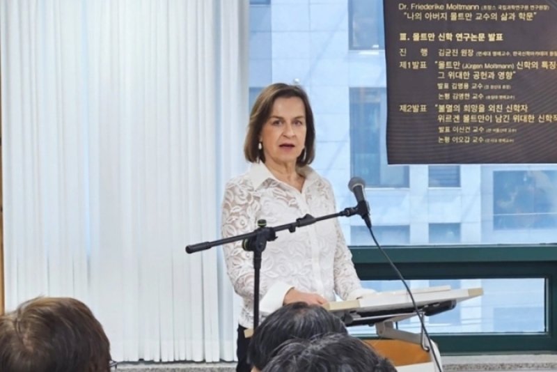 Friederike Moltmann