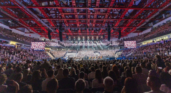 Franklin Graham Draws More Than 30,000 Over Two Nights at Historic Belarus Outreach