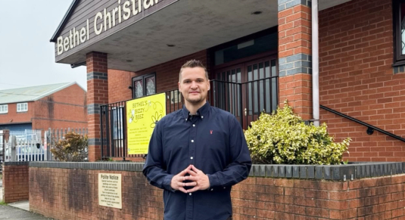 British Millionaire Pledges Legal Support for Christian Street Preachers Facing Police Action