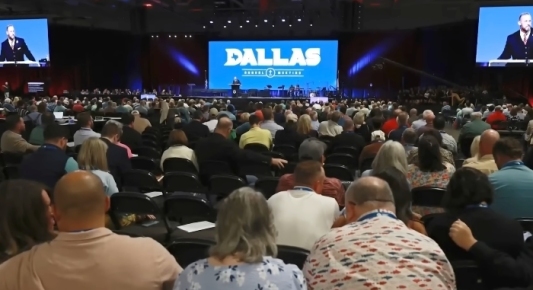 SBC Motion to Prohibit Women from Pastoral Roles Fails to Pass