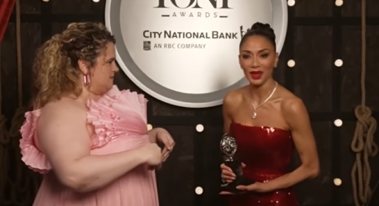 ‘Pussycat Dolls’ Nicole Scherzinger Wins Tony, Thanks God in Speech
