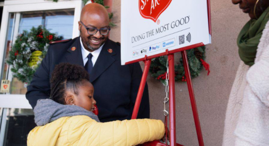 Over 80% of U.S. Protestants Make Extra Donations During Christmas Season, Study Finds