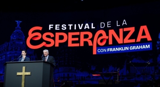 Over 10,000 Attend Franklin Graham’s Festival of Hope in Madrid as Event Draws National Attention